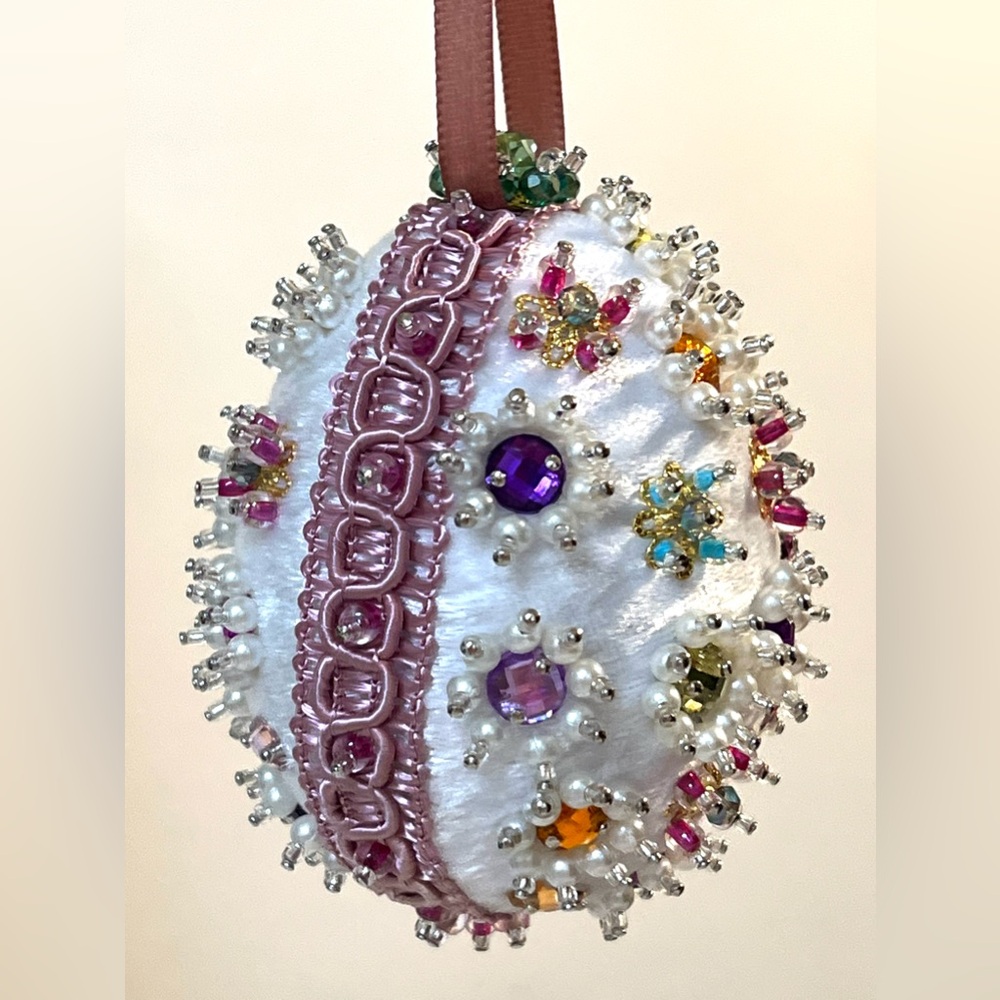 Handmade Vintage Style Push Pin Easter Egg Christmas Ornament Beads Sequins 3.5"